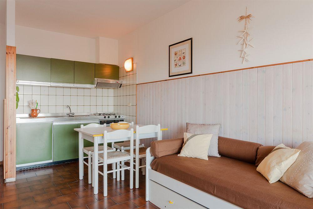 サン·ヴィンチェンツォ Residenze Etruriaアパートホテル エクステリア 写真
